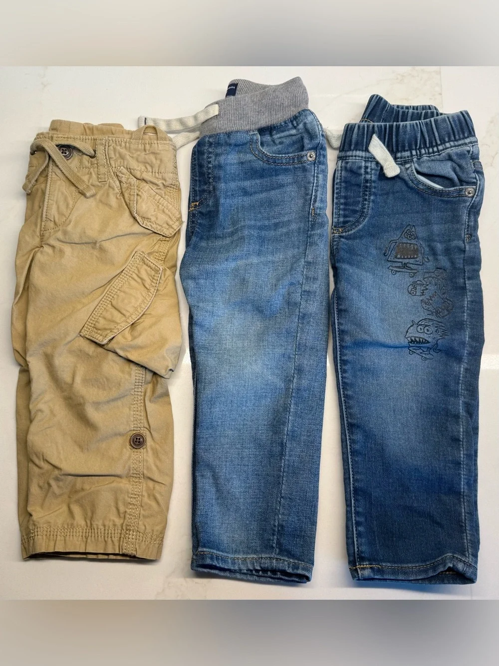 GAP 18-24 Months Toddler Pants Bundle Jeans & Cargo Pants (3)